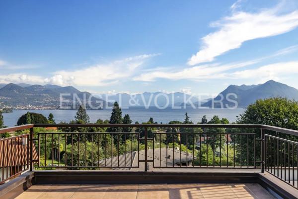 appartamento in vendita a Stresa in zona Carciano