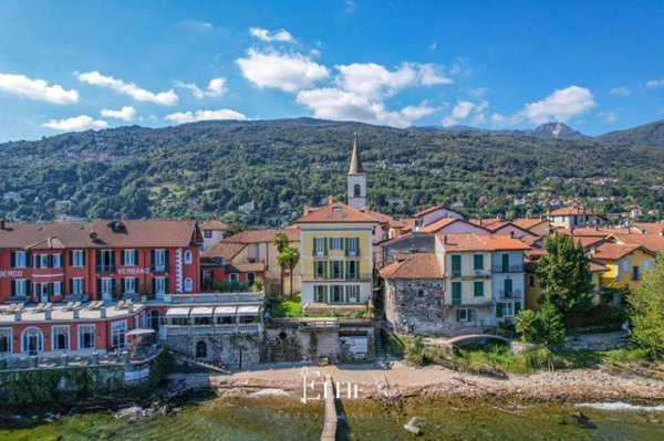 casa indipendente in vendita a Stresa