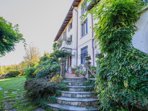 appartamento in vendita a Stresa