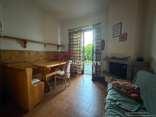 appartamento in vendita a Stresa in zona Levo