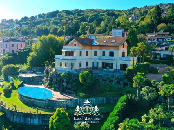 casa indipendente in vendita a Stresa