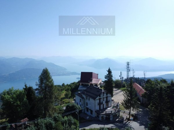 negozio in vendita a Stresa in zona Mottarone