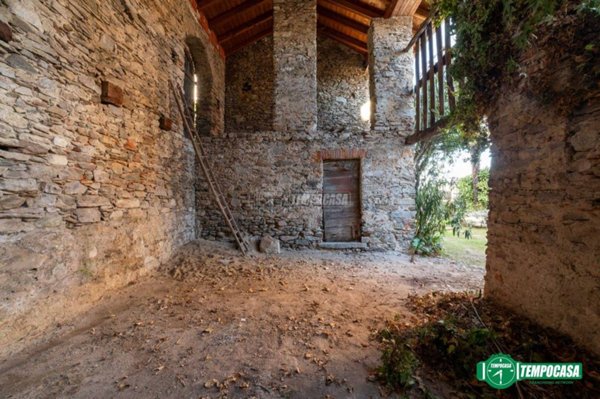 appartamento in vendita a Stresa in zona Brisino