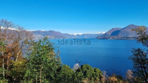 casa indipendente in vendita a Stresa