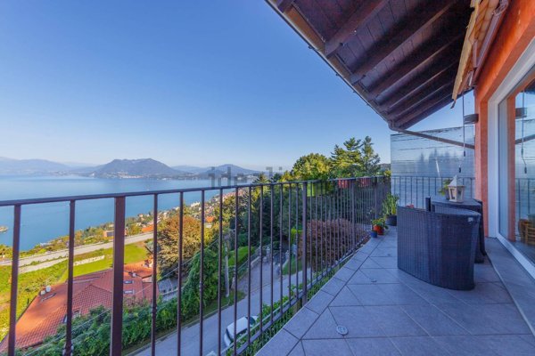 casa indipendente in vendita a Stresa