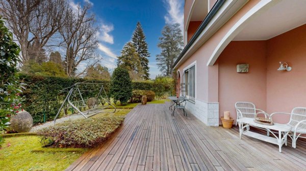 appartamento in vendita a Stresa