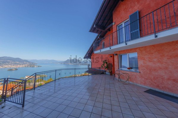 casa indipendente in vendita a Stresa