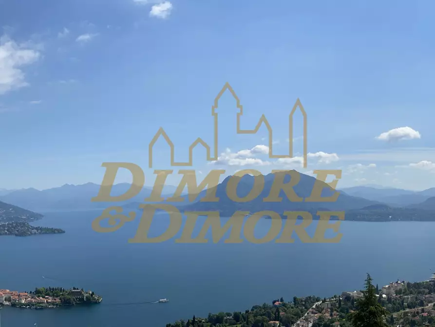 casa indipendente in vendita a Stresa in zona Isola Bella