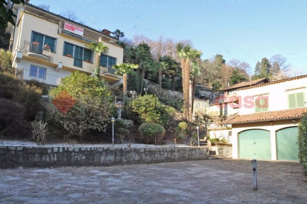 casa indipendente in vendita a Stresa