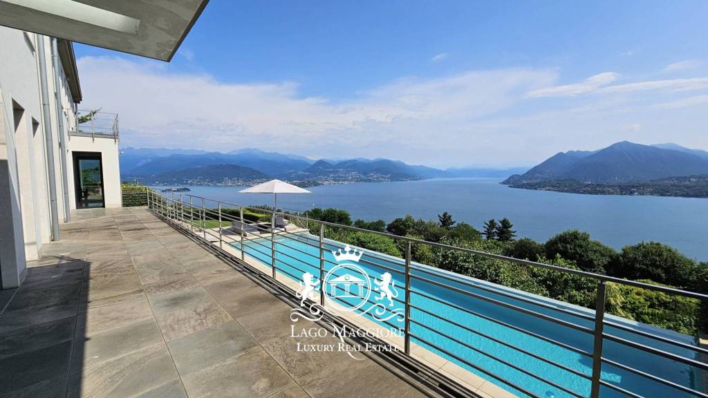 casa indipendente in vendita a Stresa