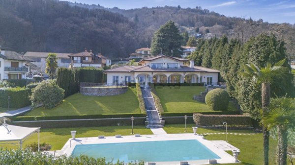 casa indipendente in vendita a Stresa