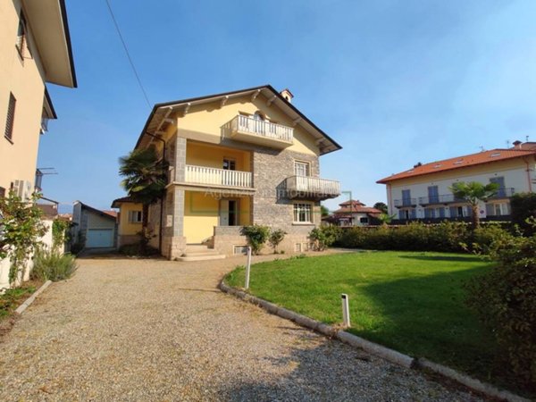 casa indipendente in vendita a Stresa