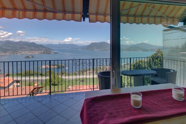 casa indipendente in vendita a Stresa