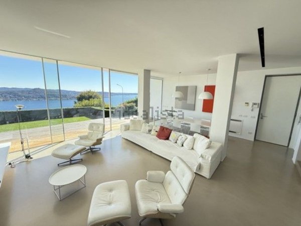 casa indipendente in vendita a Stresa