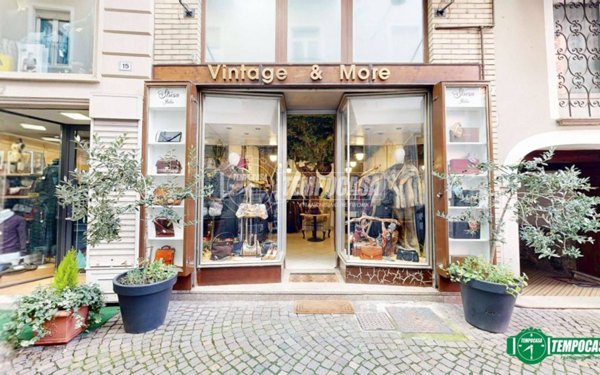 negozio in vendita a Stresa