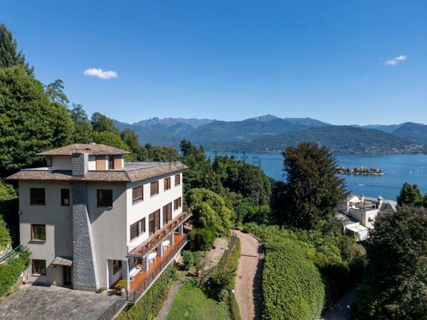 casa indipendente in vendita a Stresa