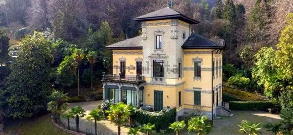 casa indipendente in vendita a Stresa