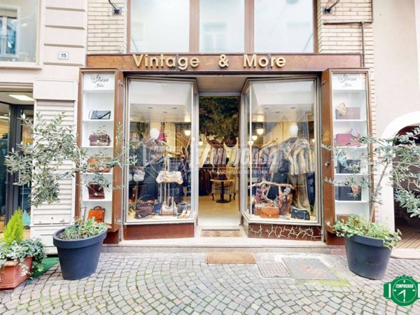 negozio in vendita a Stresa