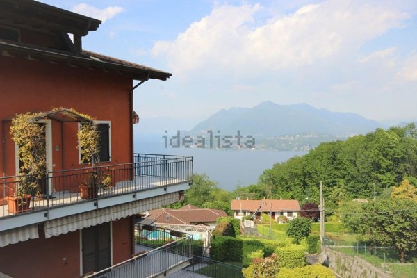 appartamento in vendita a Stresa in zona Magognino