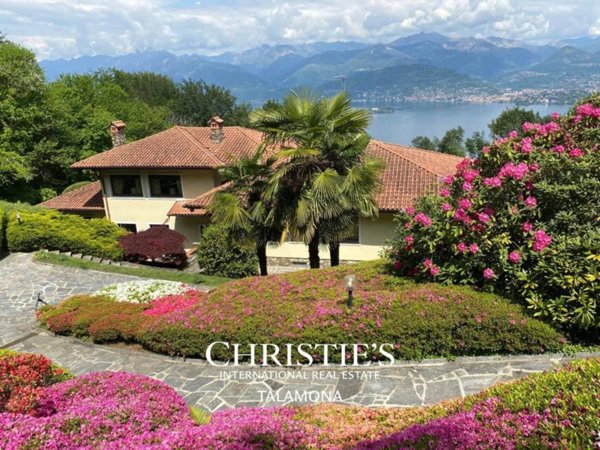 casa indipendente in vendita a Stresa