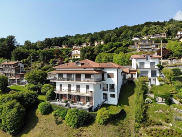 appartamento in vendita a Stresa in zona Levo