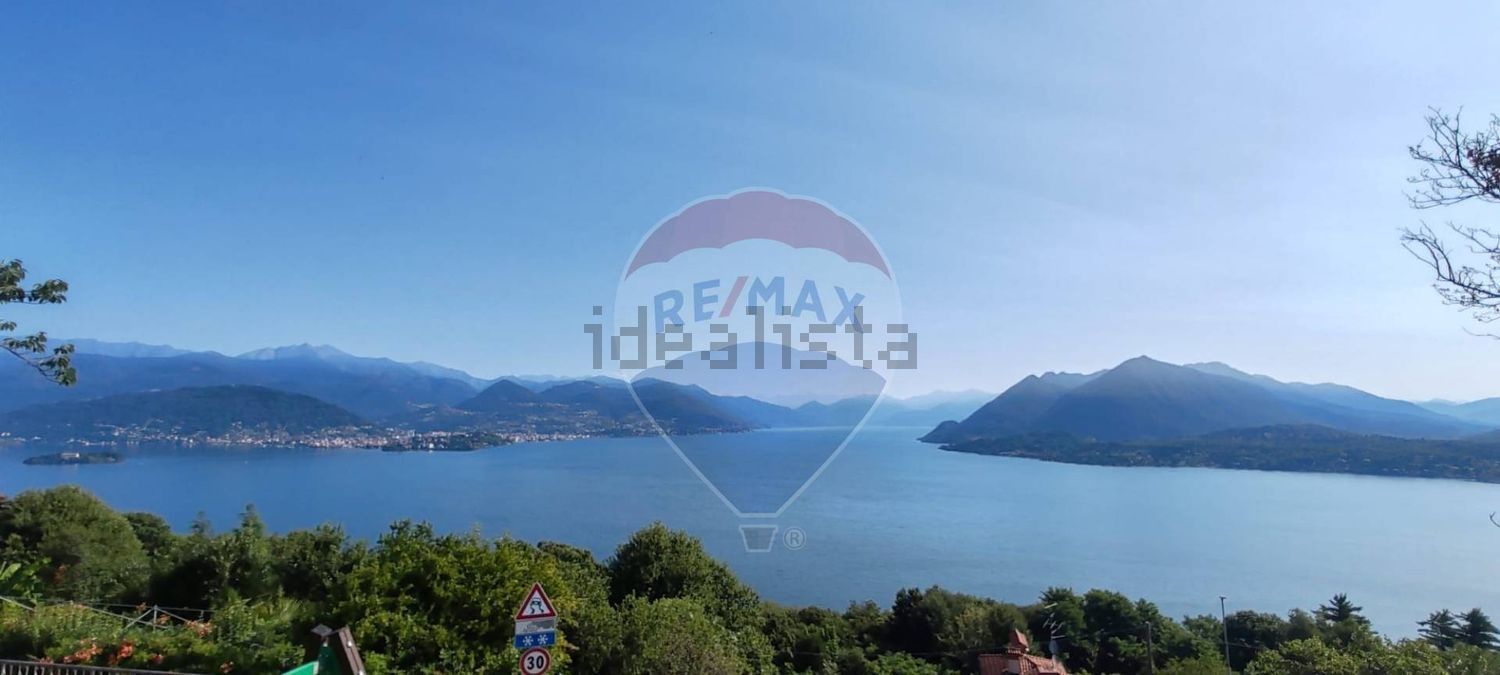 casa indipendente in vendita a Stresa in zona Brisino