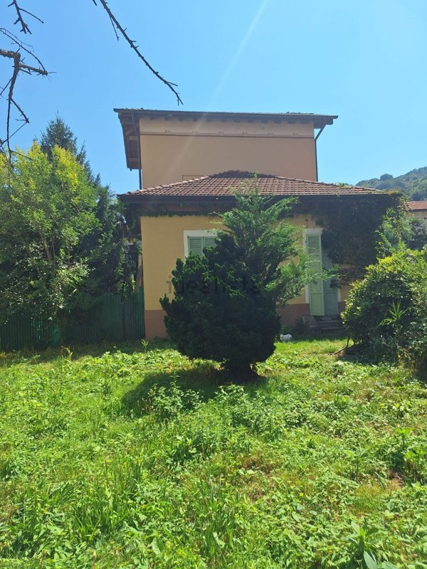 casa indipendente in vendita a Stresa