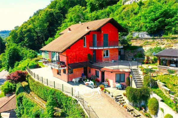 casa indipendente in vendita a Stresa