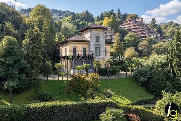 casa indipendente in vendita a Stresa in zona Binda