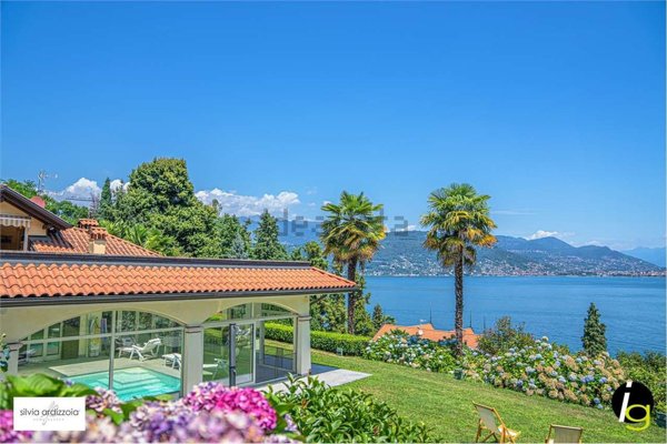 casa indipendente in vendita a Stresa