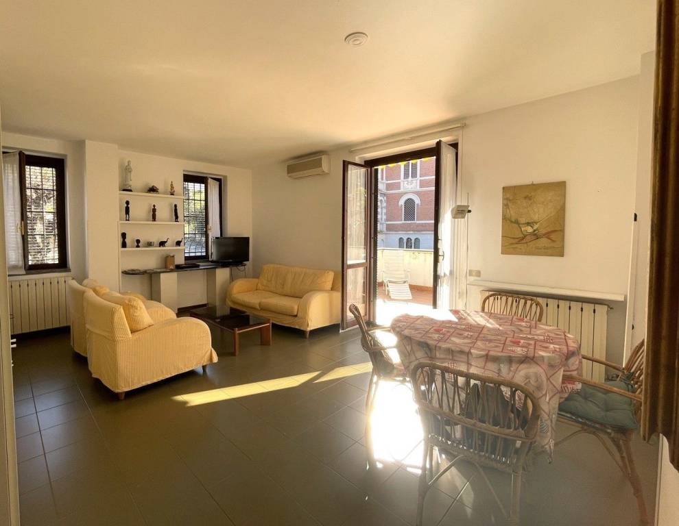 appartamento in vendita a Stresa