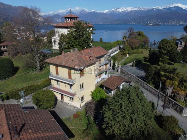 casa indipendente in vendita a Stresa