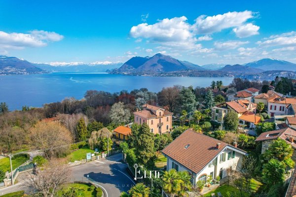 casa indipendente in vendita a Stresa