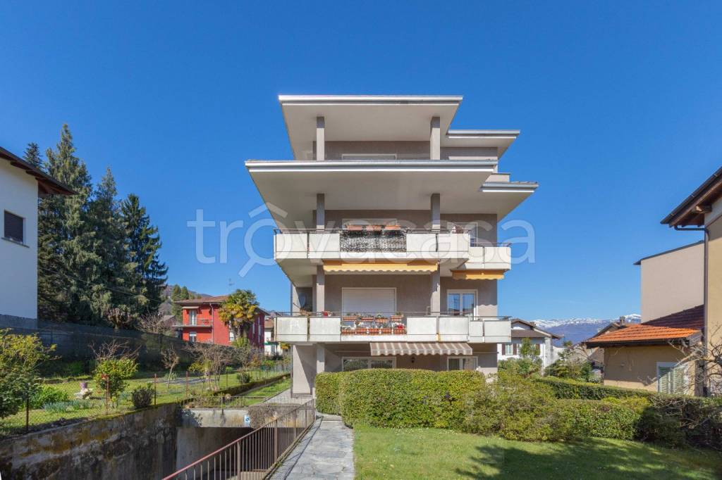 appartamento in vendita a Stresa