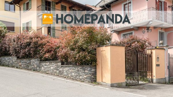 casa indipendente in vendita a Stresa in zona Carciano