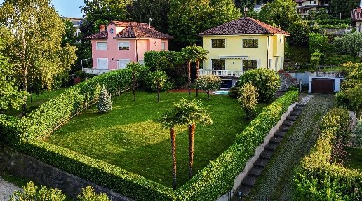 casa indipendente in vendita a Stresa in zona Passera