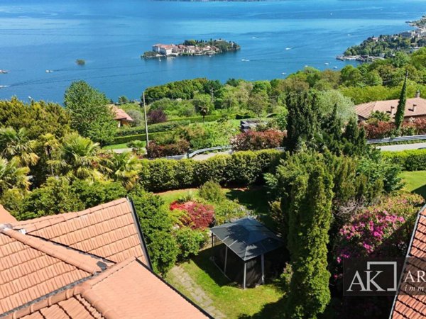 casa indipendente in vendita a Stresa in zona Someraro