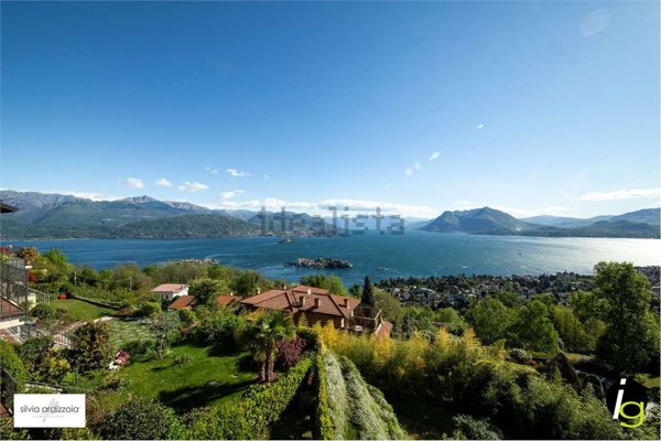 casa indipendente in vendita a Stresa in zona Someraro