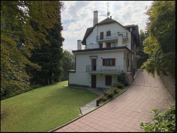 appartamento in vendita a Stresa