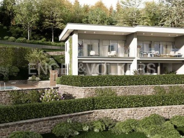casa indipendente in vendita a Stresa