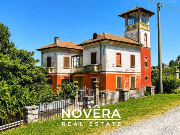 casa indipendente in vendita a Stresa