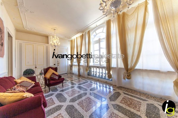 appartamento in vendita a Stresa in zona Binda
