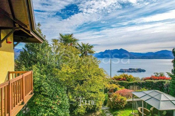 casa indipendente in vendita a Stresa in zona Someraro
