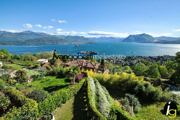 casa indipendente in vendita a Stresa in zona Someraro