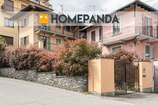 casa indipendente in vendita a Stresa in zona Carciano