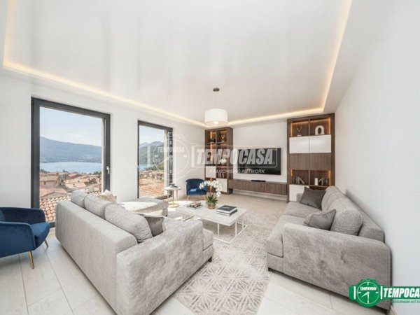 appartamento in vendita a Stresa in zona Levo