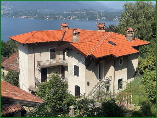 appartamento in vendita a Stresa in zona Vedasco