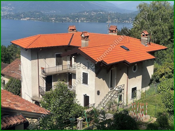 appartamento in vendita a Stresa in zona Vedasco