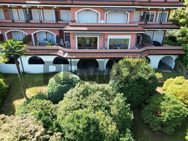 appartamento in vendita a Stresa in zona Carciano
