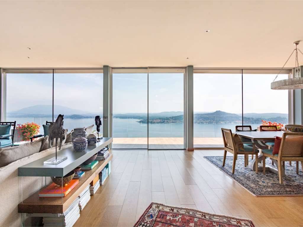 casa indipendente in vendita a Stresa in zona Binda